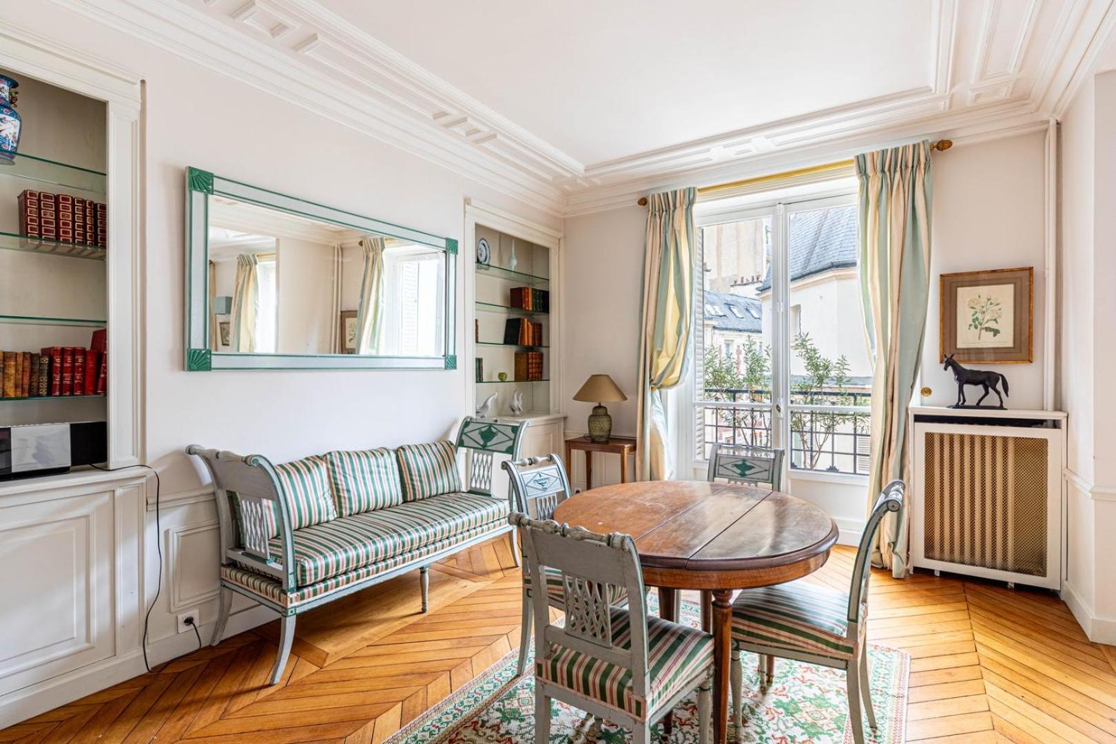 Guestready - Charming Gem Near Trocadero Square Appartement Parijs